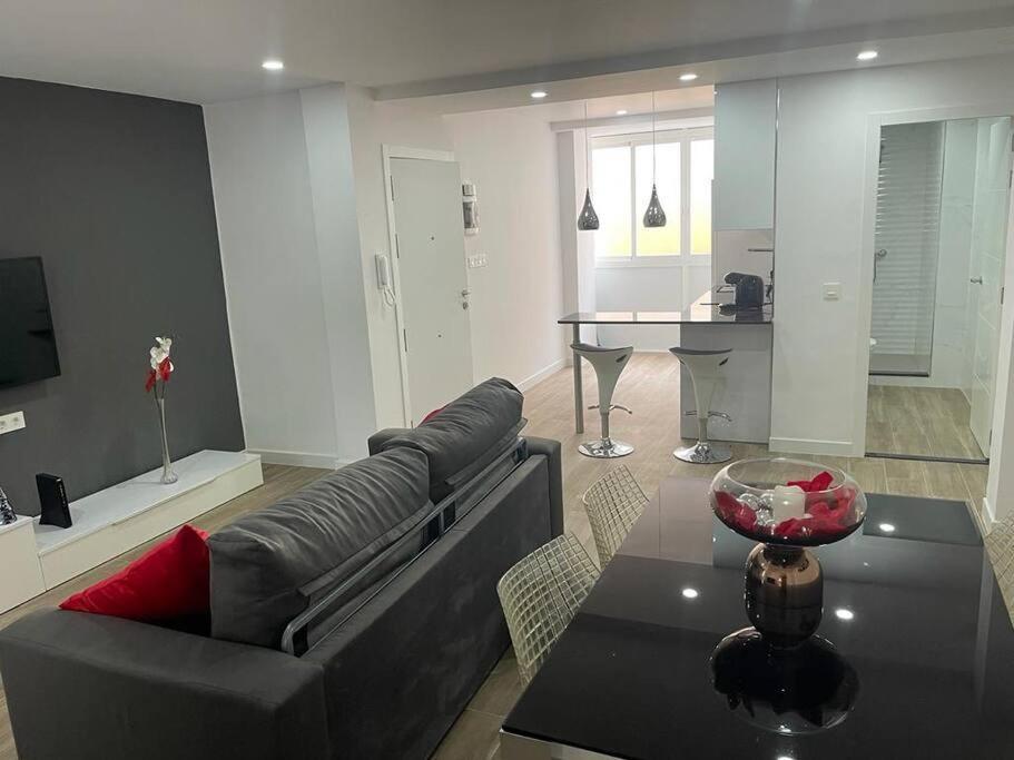 Moderno Apartamento En Elche Extérieur photo